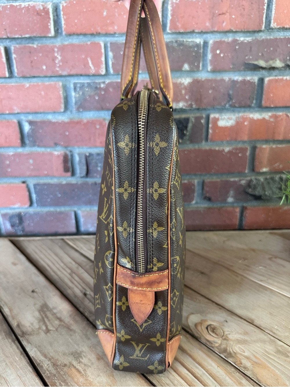 Vintage Louis Vuitton Brown Monogram
Porte Documents Voyage - Picture 2 of 16